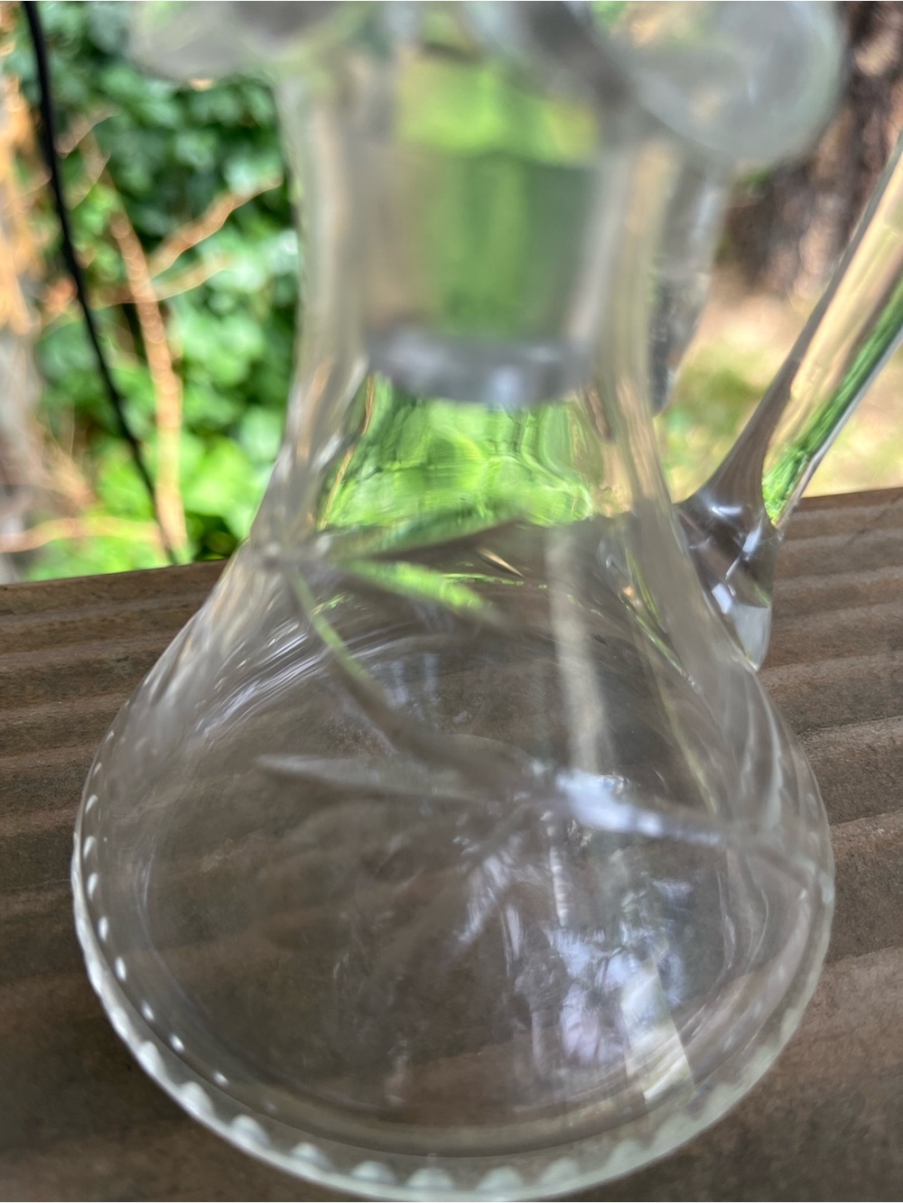 Vintage Etched Cruet Jar with Leaf Etching and Crystal Faceted Stopper - Picture 3 of 5